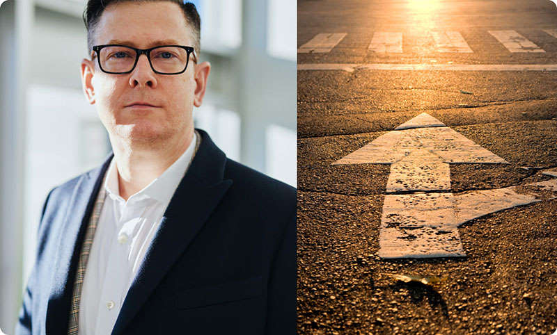 Liderando el camino hacia delante 407